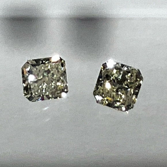 2 LIGHT YELLOW DIAMONDS / .82 Carats Total / RADIANT CUT Natural Color / Sparkle